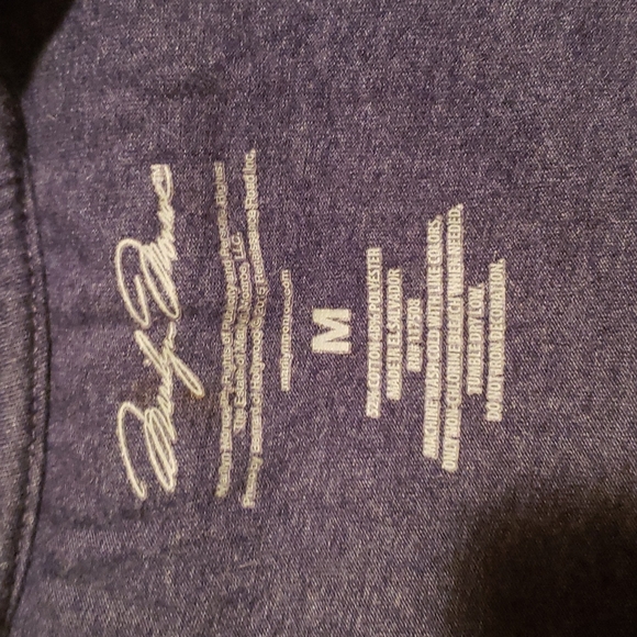 Womens tee - Picture 4 of 4